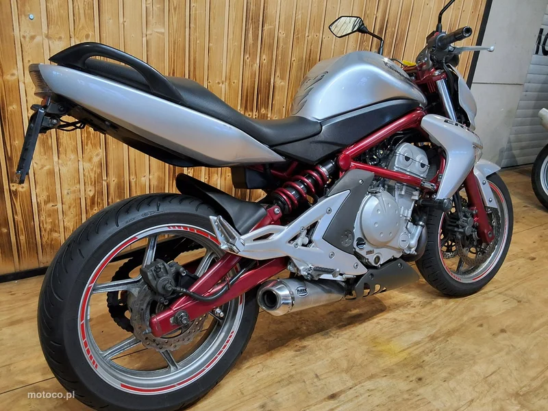Kawasaki ER 14