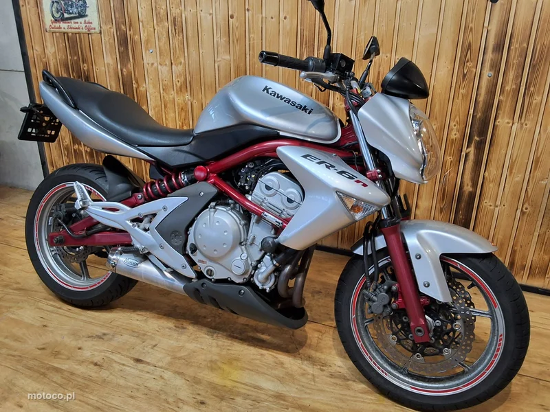 Kawasaki ER 15