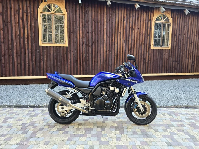 Yamaha Fazer 19