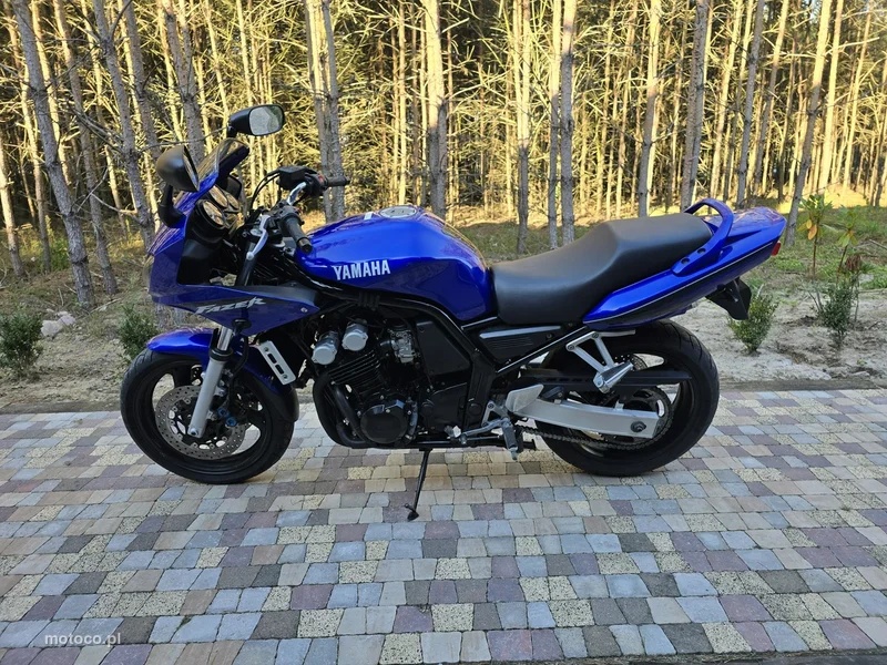 Yamaha Fazer 4