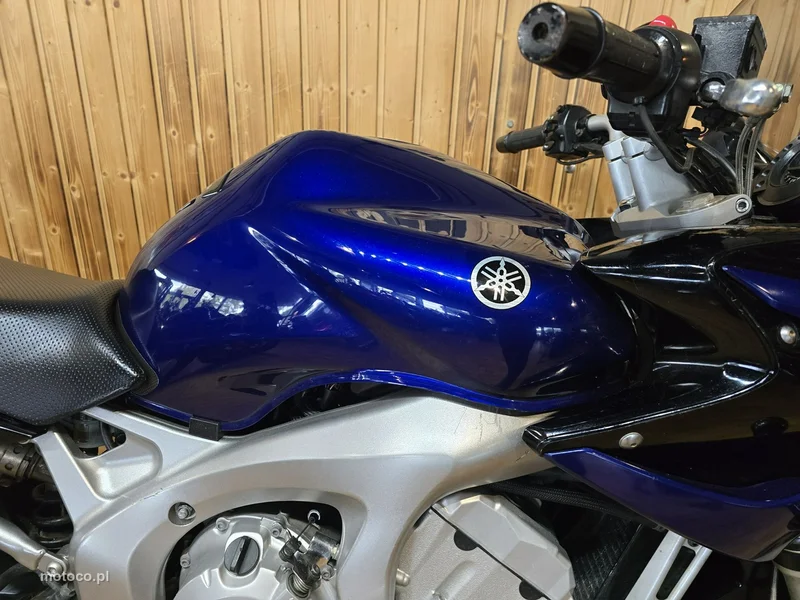 Yamaha FZ 10