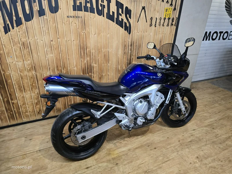 Yamaha FZ 4