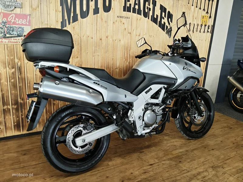 Suzuki DL 8