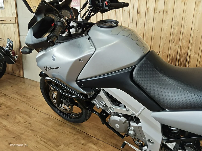 Suzuki DL 17