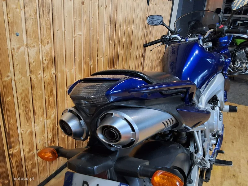 Yamaha FZ6 12