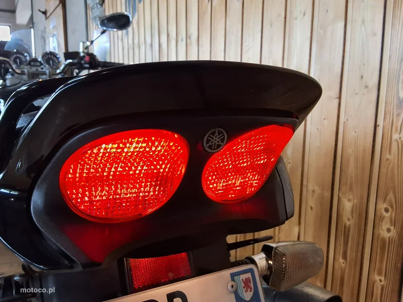 Yamaha XJR 12