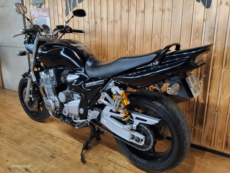 Yamaha XJR 4