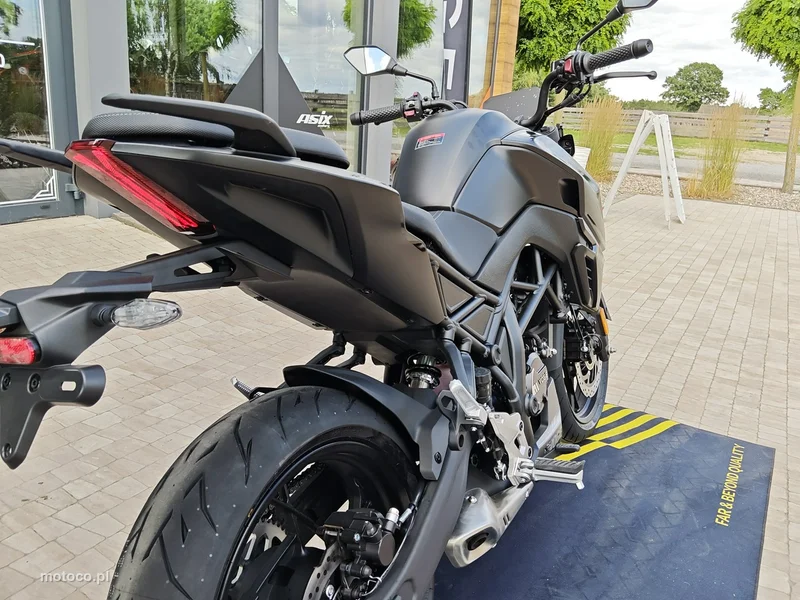 Voge R125 2