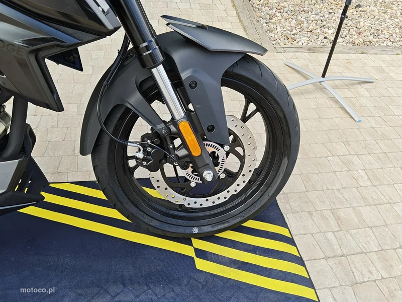 Voge R125 12