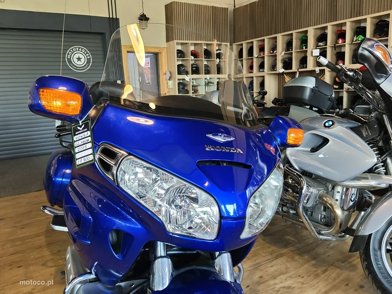 Honda GL (Gold Wing) 8