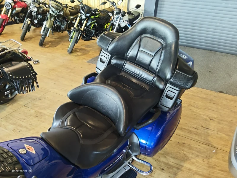 Honda GL (Gold Wing) 11