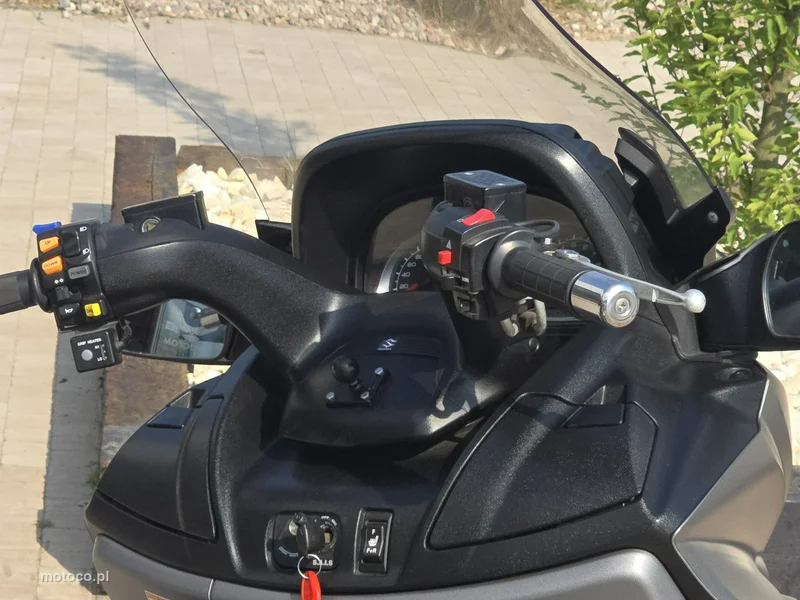 Suzuki Burgman 6