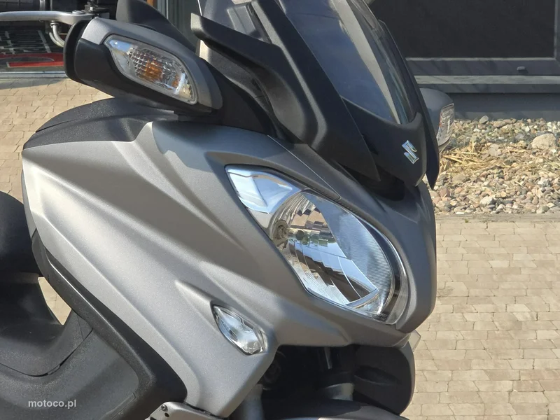 Suzuki Burgman 4