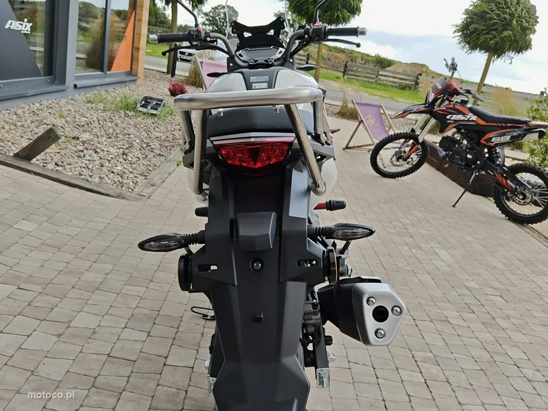 Daytona Dymoto 125 10