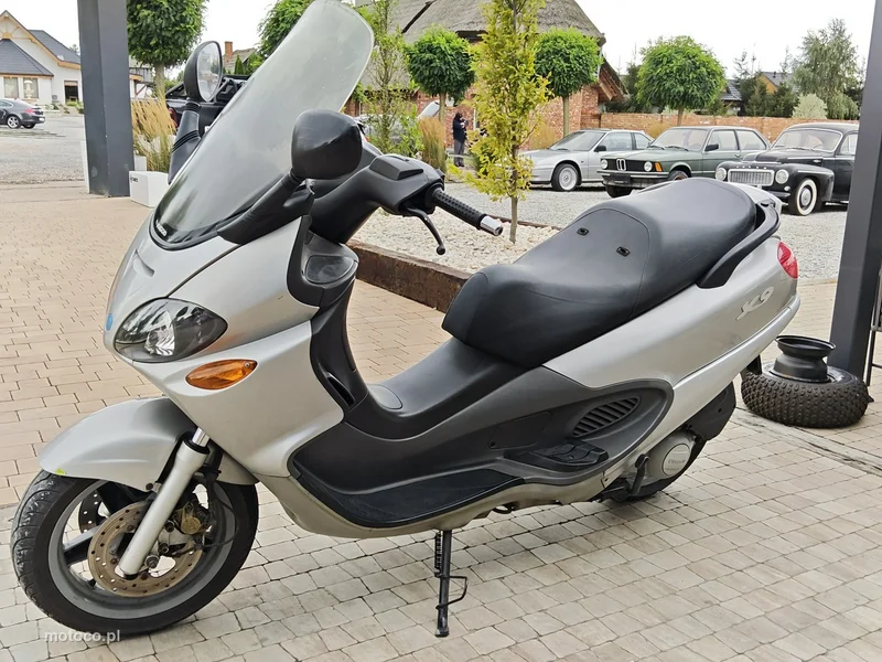 Piaggio X9 2