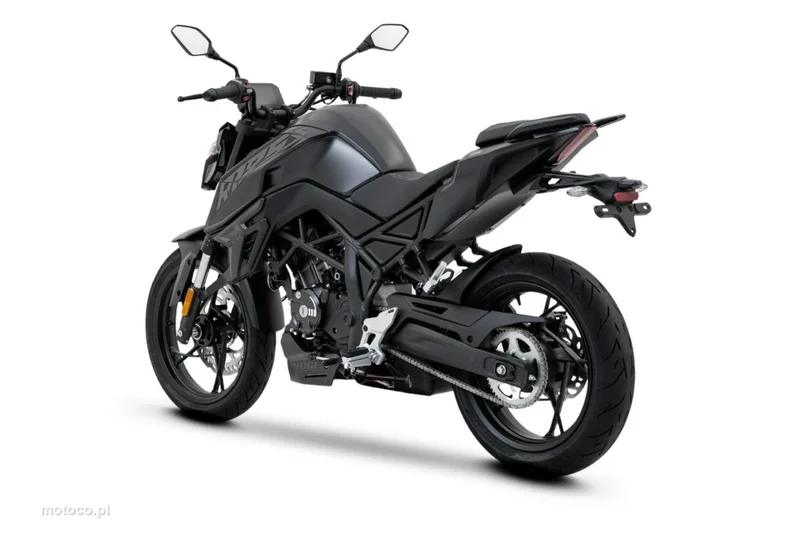Voge R125S 8