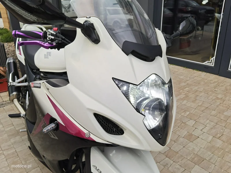 Suzuki GSX-F - Katana 6
