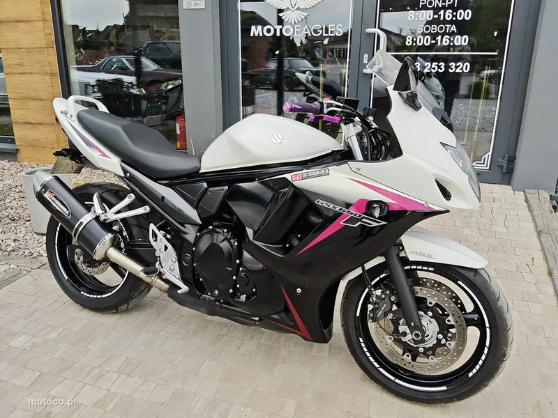 Suzuki GSX-F - Katana 9