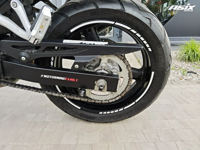Suzuki GSX-F - Katana 20