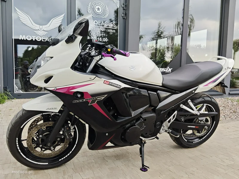 Suzuki GSX-F - Katana 4