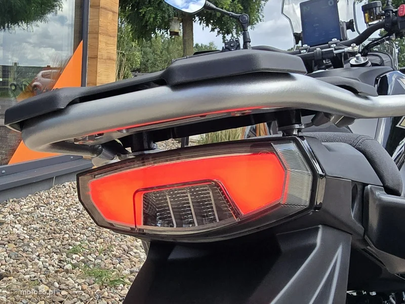 CFMOTO MT-X 5