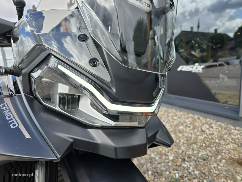CFMOTO MT-X 7