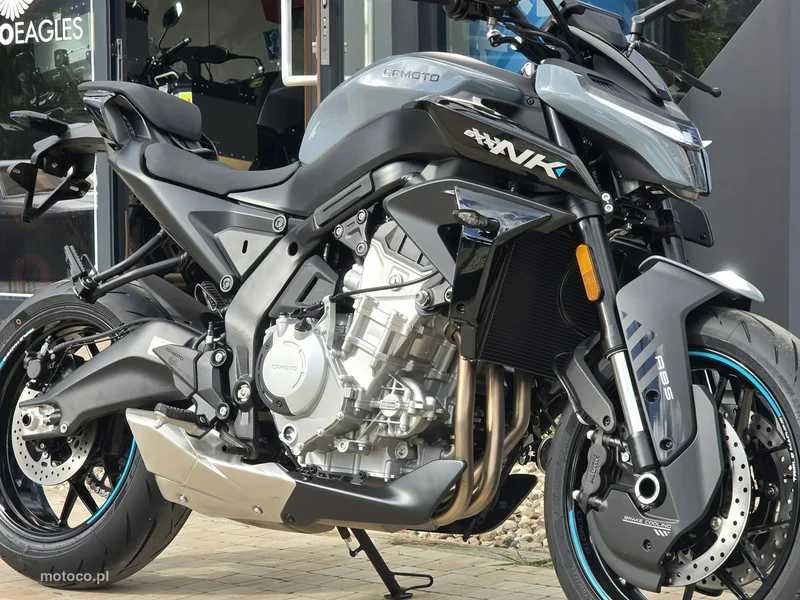 CFMOTO NK 11