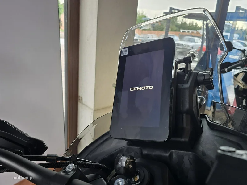 CFMOTO MT-X 9