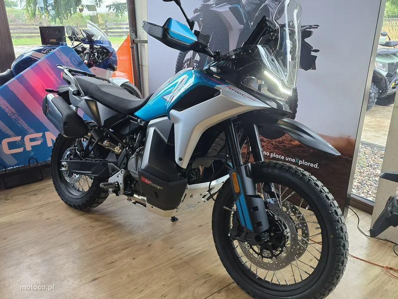 CFMOTO MT-X 17