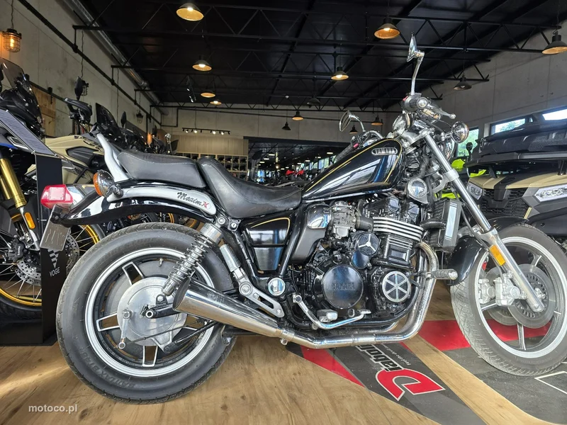 Yamaha Maxim 5