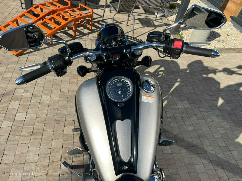 Yamaha XV 8