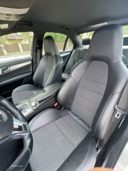Mercedes-Benz Klasa C W204 C 63 AMG 19
