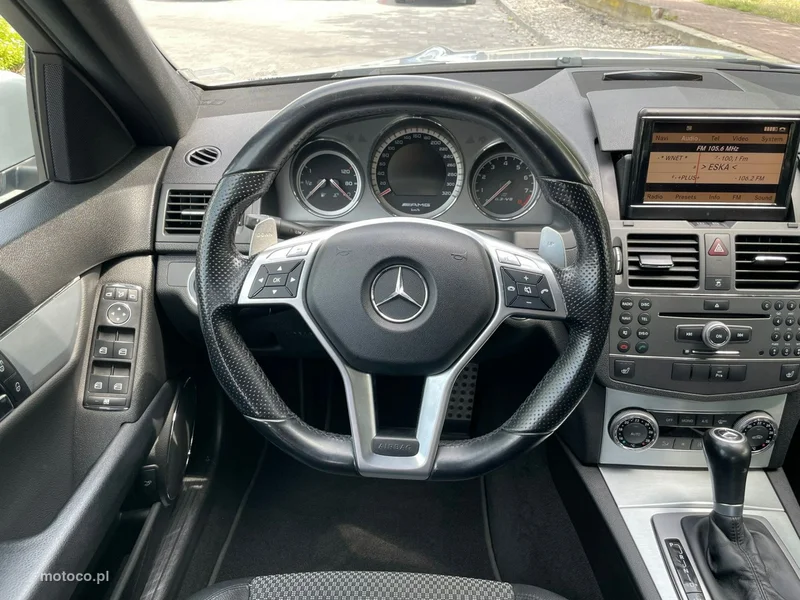 Mercedes-Benz Klasa C W204 C 63 AMG 29