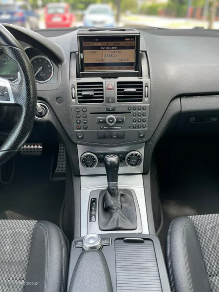 Mercedes-Benz Klasa C W204 C 63 AMG 30