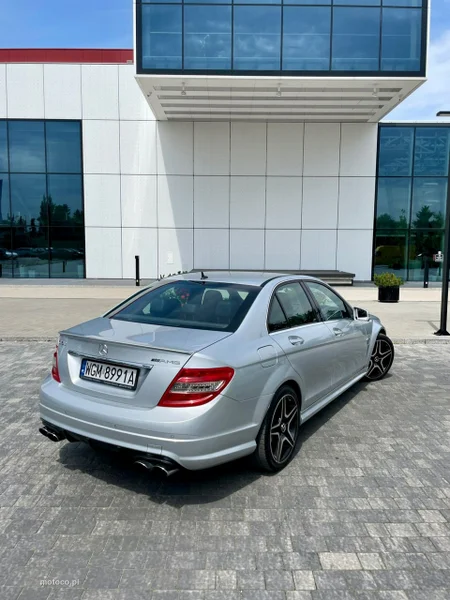Mercedes-Benz Klasa C W204 C 63 AMG 9