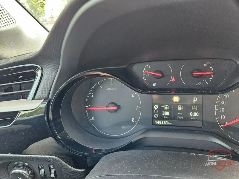 Opel Corsa F 10