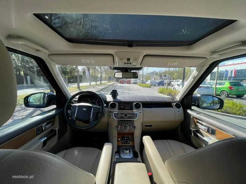 Land Rover Discovery 13