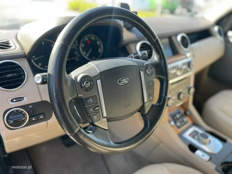 Land Rover Discovery 18