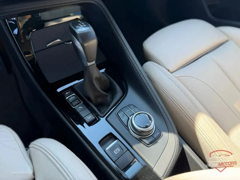 BMW X1 F48 15