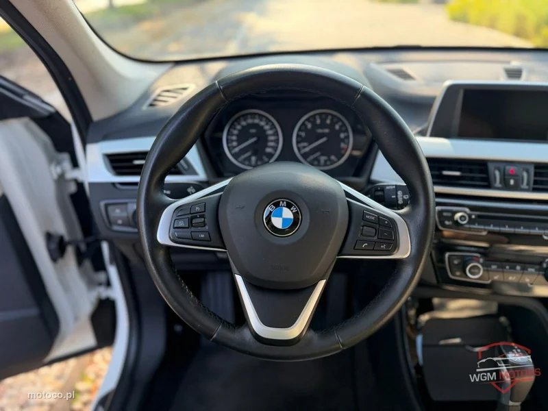 BMW X1 F48 16