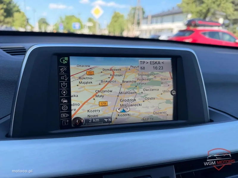 BMW X1 F48 27