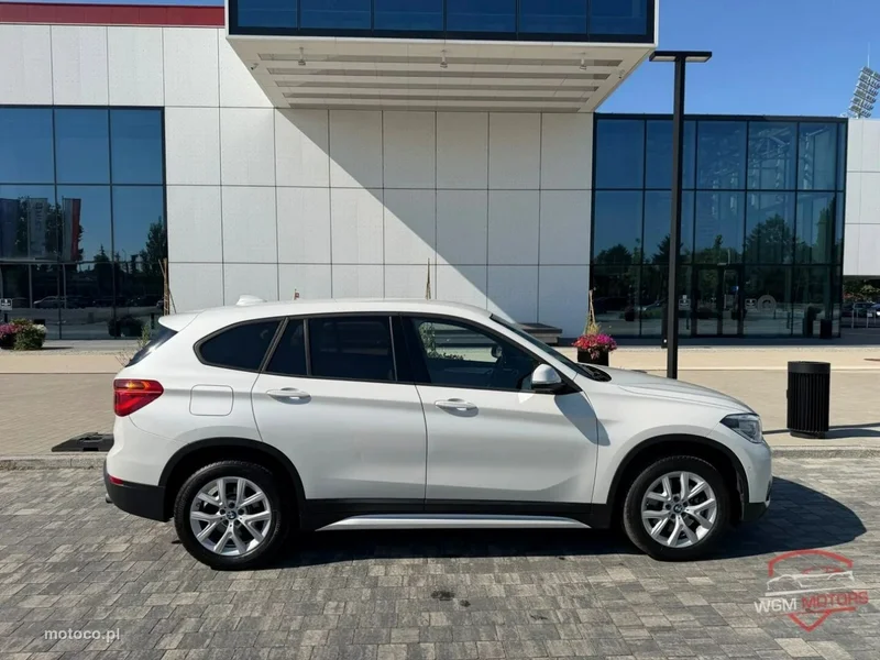 BMW X1 F48 8