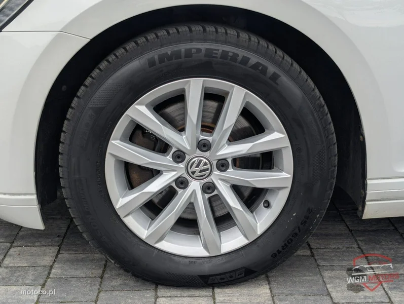 Volkswagen Passat B8 13