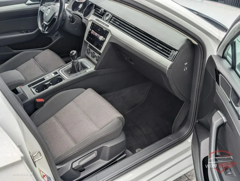 Volkswagen Passat B8 14