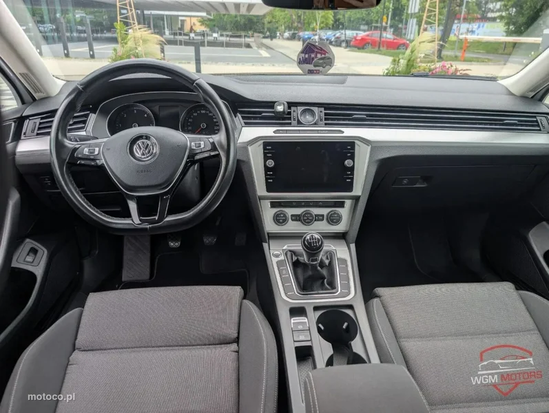 Volkswagen Passat B8 9