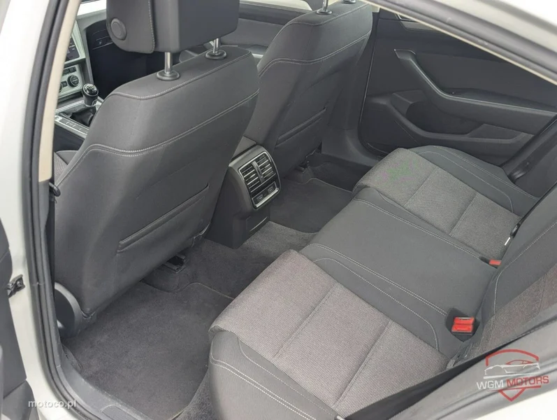 Volkswagen Passat B8 10