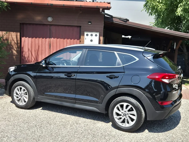 Hyundai TUCSON 4