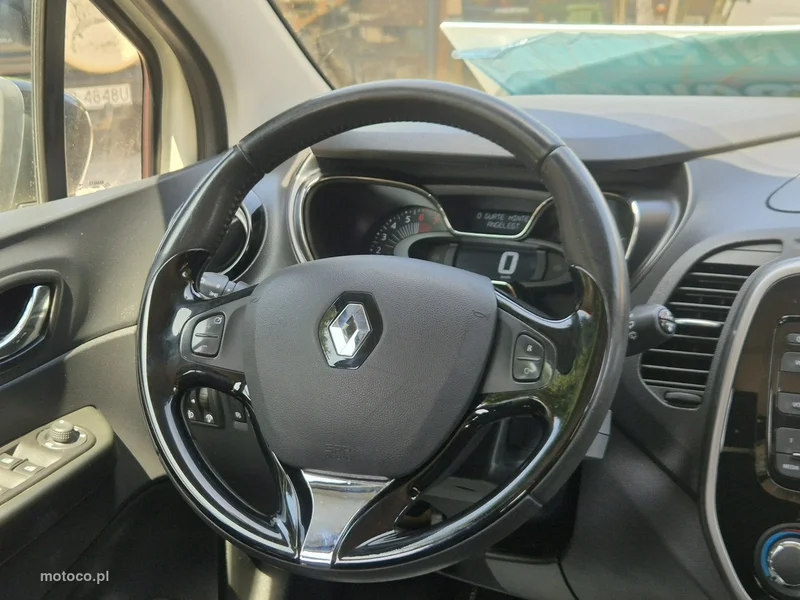 Renault Captur I 12