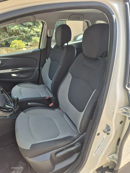 Renault Captur I 10