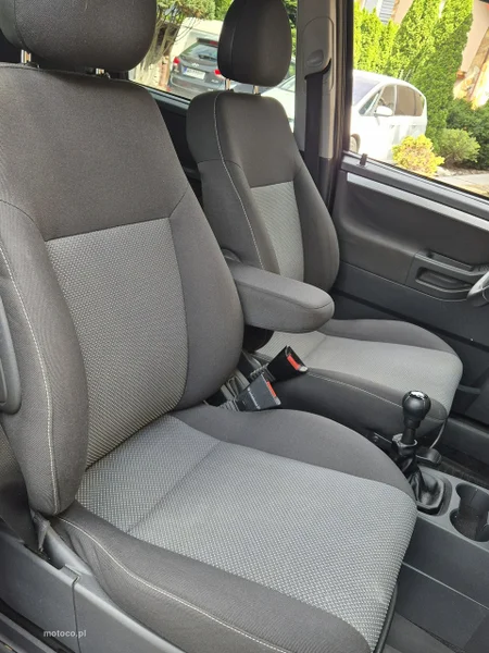 Opel Meriva A 12